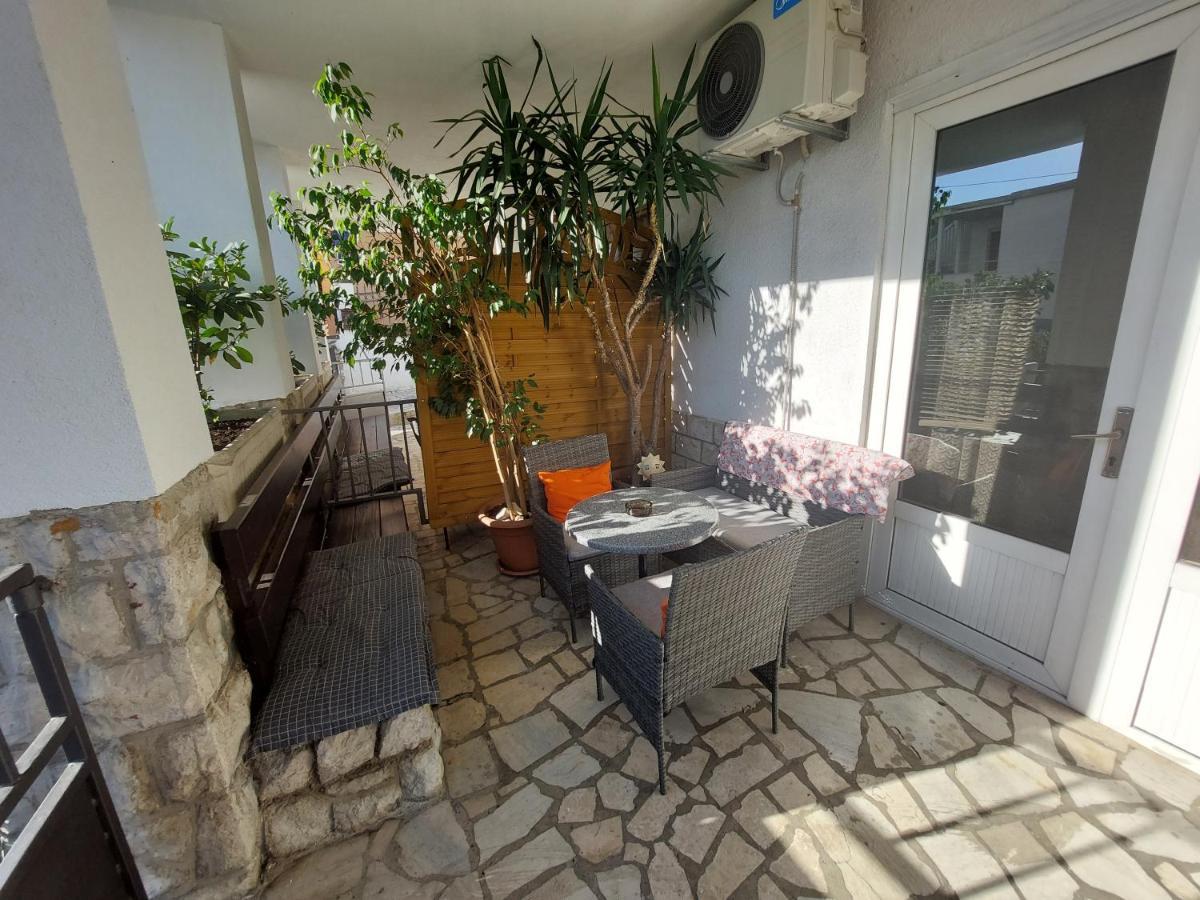Loredana Apartments Криквеница Екстериор снимка